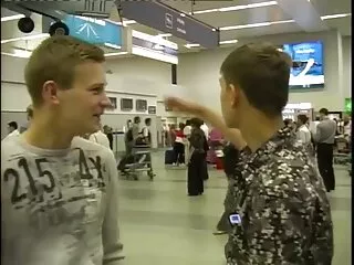 Փիսիկը լիզում է Նրա ժամադրությունից հետո